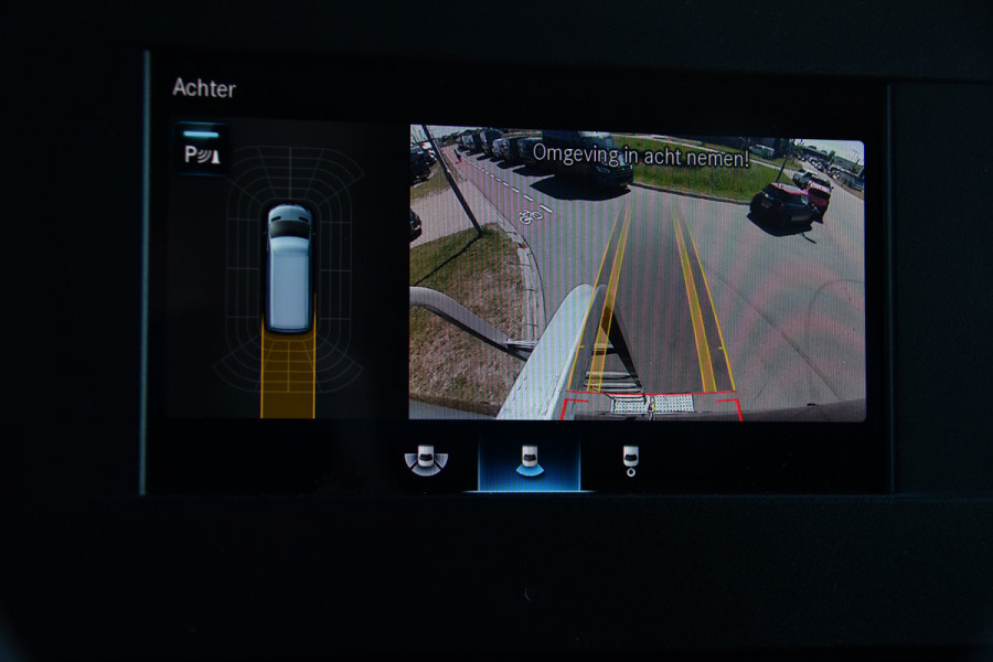 Mercedes-Benz Sprinter 319 1.9 CDI L2H2 RWD Black Edition Camera, Cruise, Carplay, LED, 190pk, Multimedia, Automaat, Geveerde stoel, Sensoren, Trekhaak, Uniek!