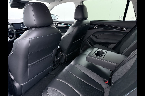 MG Mg5 electric Luxury 50kWh SOH 87% Leder+Verwarmd Adap.Cruise 360°Camera Navi Ecc Apple Carpay Android Auto Pdc Led Elek.Stoel Privacy Glas Lmv 17" DAB Isofix Origineel Nederlandse Auto