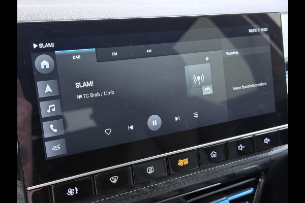MG Mg5 electric Luxury 50kWh SOH 87% Leder+Verwarmd Adap.Cruise 360°Camera Navi Ecc Apple Carpay Android Auto Pdc Led Elek.Stoel Privacy Glas Lmv 17" DAB Isofix Origineel Nederlandse Auto