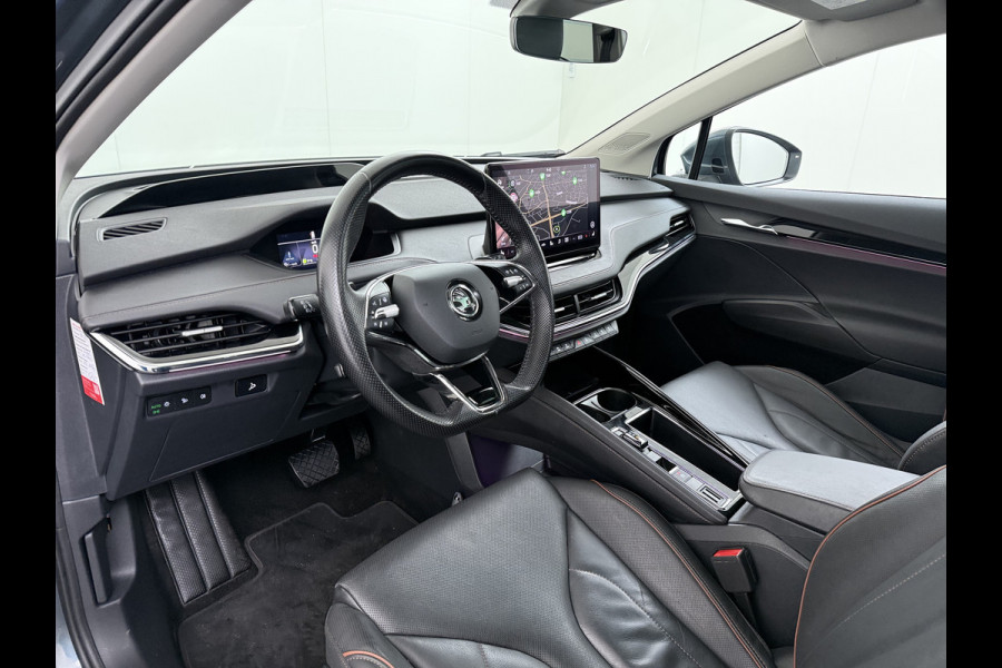 Škoda ENYAQ iV 80 Warmtepomp Trekhaak Leder Adap.Demping Panoramadak Head-Up 360°Camera Navi 3-Zone Ecc Apple Carplay Android Auto Pdc Stoel+Achterbankverwarming Led-Matrix Lmv 21" Elek.Achterklep Memory 1.000KG Trekgewicht Dealeronderhouden Zeer Compleet