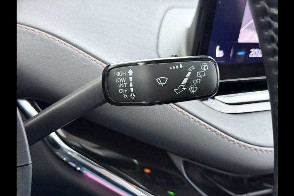 Škoda ENYAQ iV 80 Warmtepomp Trekhaak Leder Adap.Demping Panoramadak Head-Up 360°Camera Navi 3-Zone Ecc Apple Carplay Android Auto Pdc Stoel+Achterbankverwarming Led-Matrix Lmv 21" Elek.Achterklep Memory 1.000KG Trekgewicht Dealeronderhouden Zeer Compleet