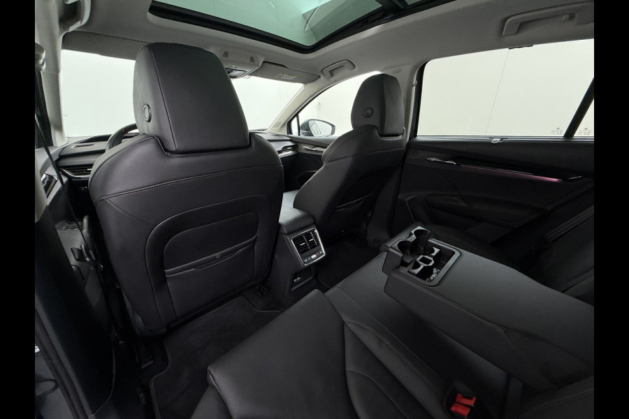 Škoda ENYAQ iV 80 Warmtepomp Trekhaak Leder Adap.Demping Panoramadak Head-Up 360°Camera Navi 3-Zone Ecc Apple Carplay Android Auto Pdc Stoel+Achterbankverwarming Led-Matrix Lmv 21" Elek.Achterklep Memory 1.000KG Trekgewicht Dealeronderhouden Zeer Compleet