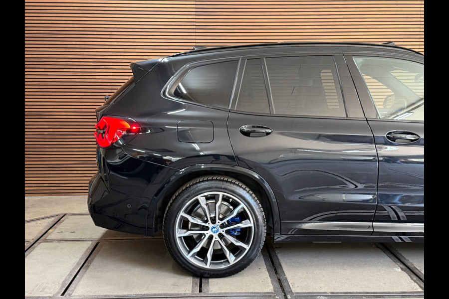 BMW X3 XDrive30e M-Sport | Pano | M Schaalstoelen | 20” | M Sportremmen | ACC | Leder