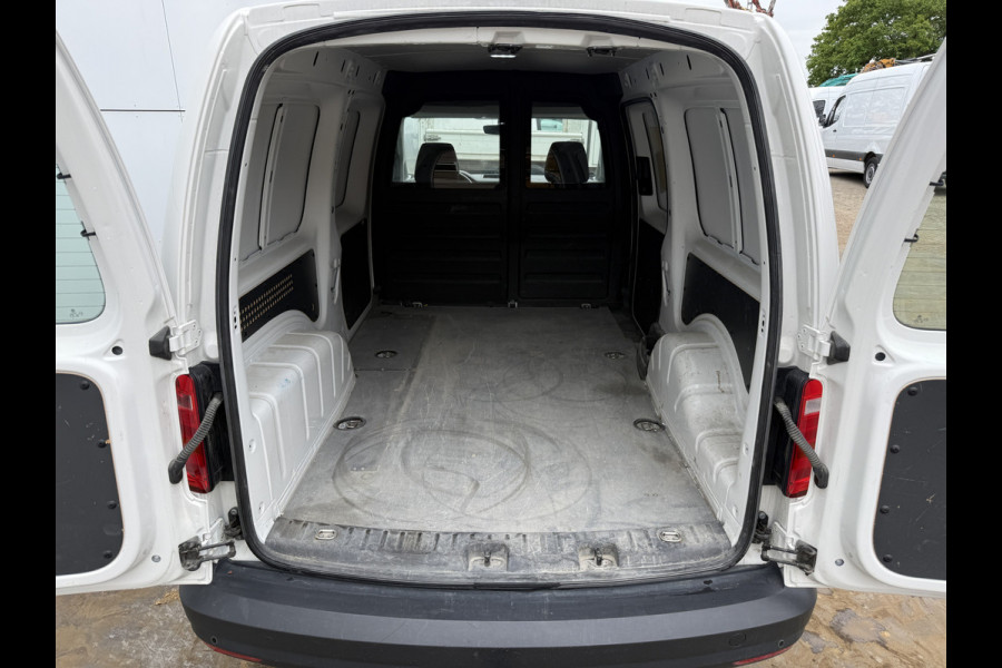 Volkswagen E-Caddy 113PK L2H1 Elektrisch Caddy ABT Maxi 37,3kWh 159km WLTP Trekhaak Airco Stoelverwarming Carplay Parkeersensoren Achter