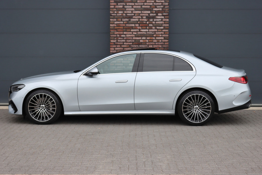 Mercedes-Benz E-Klasse 220 d AMG Line | Hyperscreen | Distronic | Memory | Burmester | HUD | 3D-Display | Panoramadak | Surround Camera | Keyless Go | Digital Light |