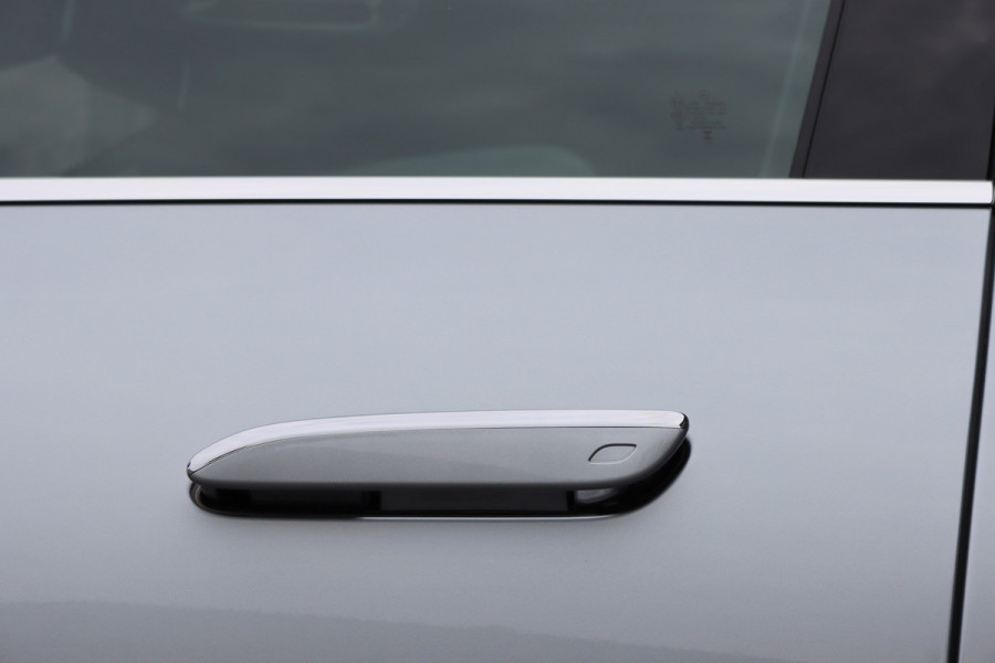 Mercedes-Benz E-Klasse 220 d AMG Line | Hyperscreen | Distronic | Memory | Burmester | HUD | 3D-Display | Panoramadak | Surround Camera | Keyless Go | Digital Light |