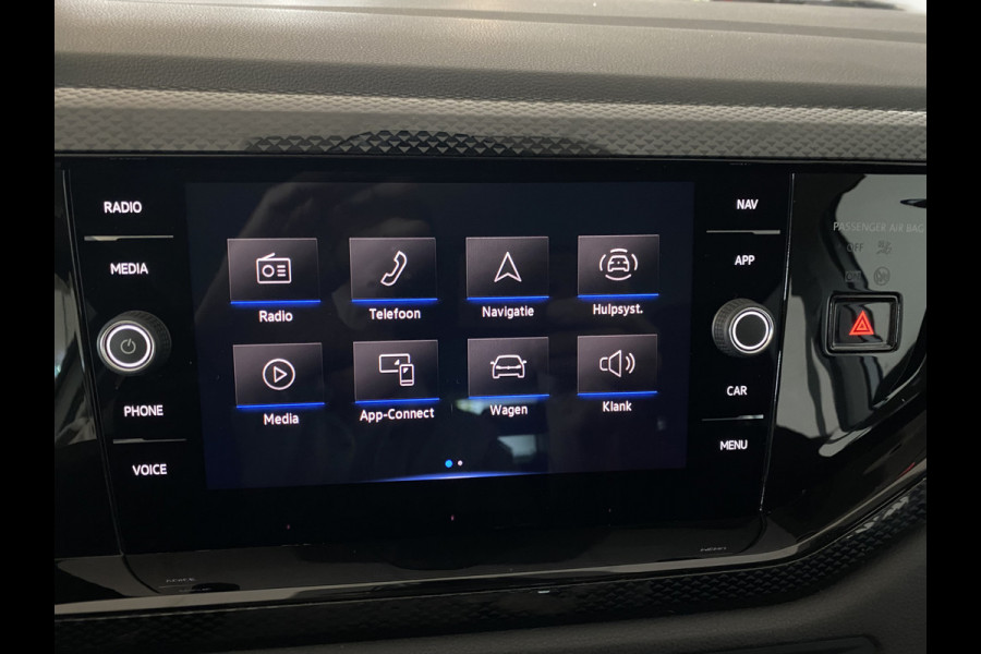 Volkswagen Polo 1.0 TSI Life automaat 5 Drs Trekhaak / Carplay /Stoelverwarming / Navigatie / Cruise controle