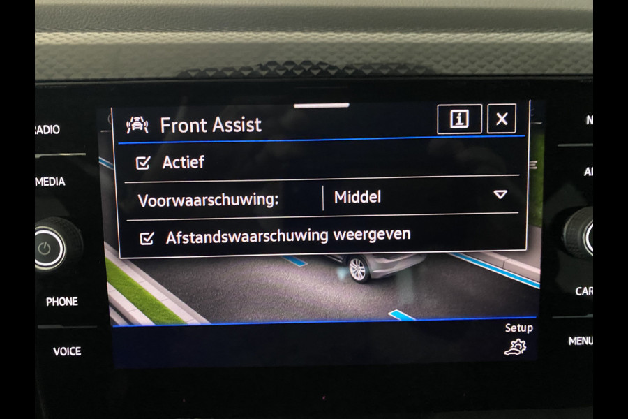 Volkswagen Polo 1.0 TSI Life automaat 5 Drs Trekhaak / Carplay /Stoelverwarming / Navigatie / Cruise controle