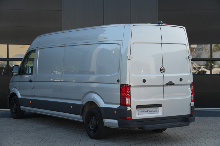 Volkswagen Crafter 35 2.0 TDI L4H3 140pk Automaat - ACC - LED - Geveerde Stoel - Carplay - Camera - Betimmering - Rijklaar
