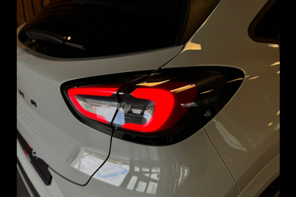 Ford Puma 1.0 EcoBoost Hybrid ST Line / Pano / Camera / Keyless / Stuurverwarming