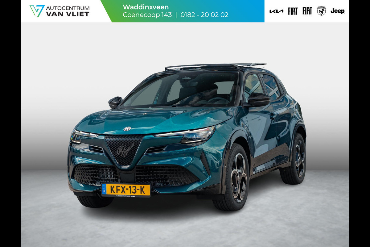 Alfa Romeo junior 1.2 Turbo Hybrid Ibrida Ti | Techno Pack | 18" | Schuif/Kanteldak | Verwarmbare voorruit | Bicolore