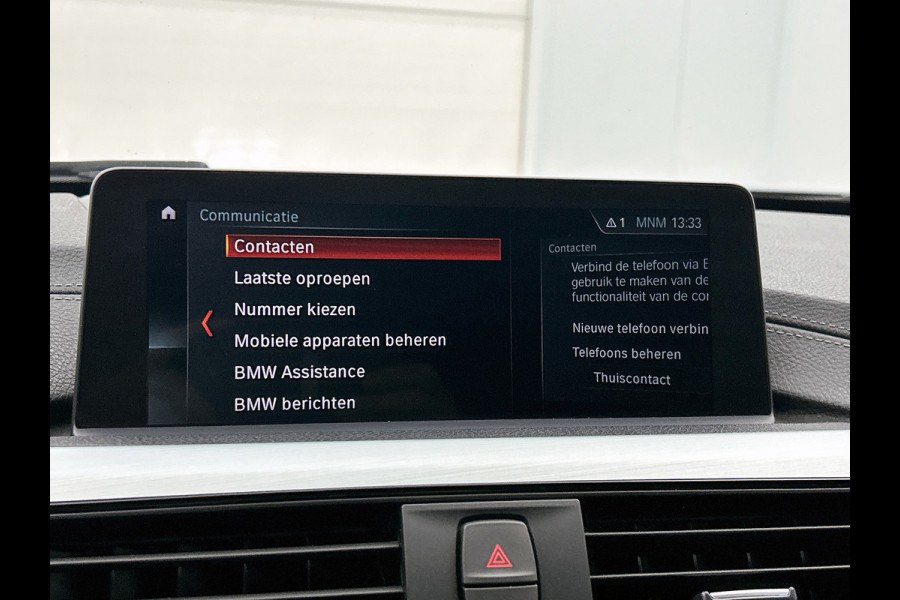 BMW 3 Serie Touring 318i M Sport Corporate Lease Automaat (GROOT-NAVIGATIE, TREKHAAK, STOELVERWARMING, LED, GOED ONDERHOUDEN)