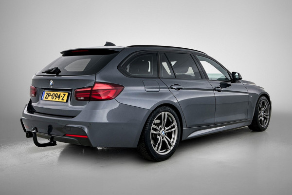 BMW 3 Serie Touring 318i M Sport Corporate Lease Automaat (GROOT-NAVIGATIE, TREKHAAK, STOELVERWARMING, LED, GOED ONDERHOUDEN)