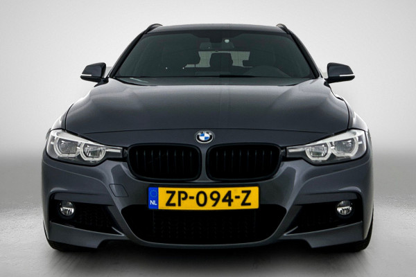 BMW 3 Serie Touring 318i M Sport Corporate Lease Automaat (GROOT-NAVIGATIE, TREKHAAK, STOELVERWARMING, LED, GOED ONDERHOUDEN)