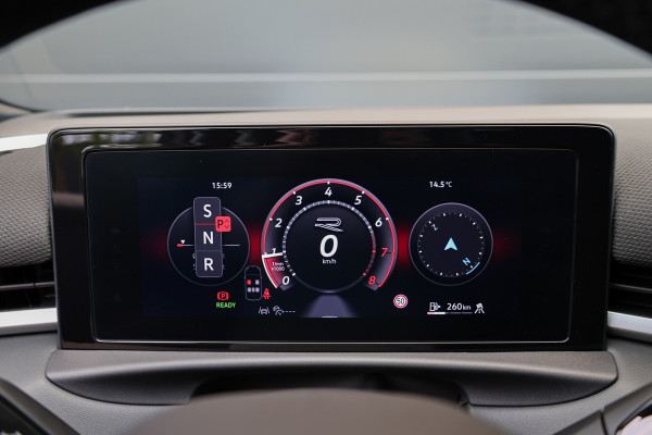Volkswagen T-Roc 1.5 eTsi R-Line First Edition | NIEUW MODEL | BTW | CAMERA | ELEK.TREKHAAK | ACC | STUURVERWARMING |