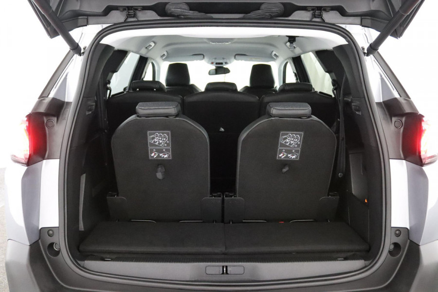 Peugeot 5008 1.2 Allure*FACELIFT*NAVI*CAM*HAAK*CRUISE*ECC*7PER
