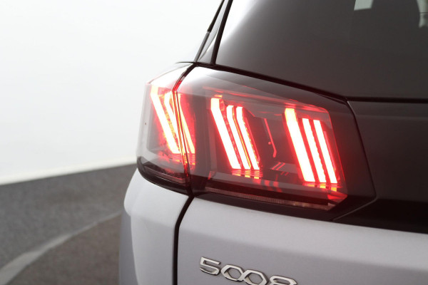 Peugeot 5008 1.2 Allure*FACELIFT*NAVI*CAM*HAAK*CRUISE*ECC*7PER