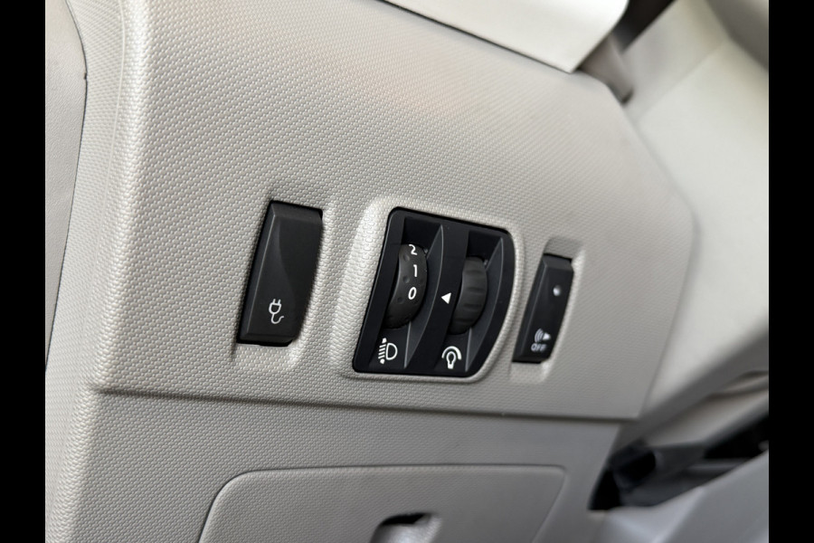 Renault ZOE R90 41 kWh (Huur Accu) Navigatie | Clima | 16" | Cruise control | Bluetooth | Dealer onderhouden!