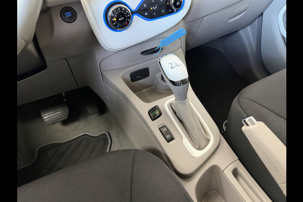 Renault ZOE R90 41 kWh (Huur Accu) Navigatie | Clima | 16" | Cruise control | Bluetooth | Dealer onderhouden!