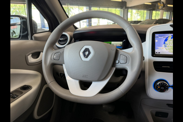 Renault ZOE R90 41 kWh (Huur Accu) Navigatie | Clima | 16" | Cruise control | Bluetooth | Dealer onderhouden!
