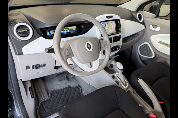 Renault ZOE R90 41 kWh (Huur Accu) Navigatie | Clima | 16" | Cruise control | Bluetooth | Dealer onderhouden!