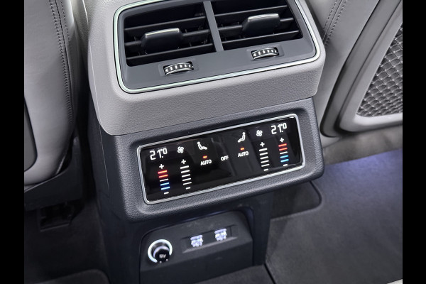 Audi e-tron 55 Quattro 95 kWh SOH 89% Panoramadak Lmv 22" Head-Up Adap.Cruise Bang&Olufsen® 4-Zone Ecc Navi 360°Camera Apple Carplay Android Stoel+Achterbankverwarming Privacy Glas DAB Elek.Achterklep Matrix-Led Keyless Zeer complete Audi!