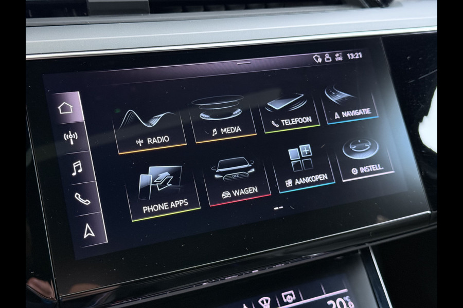 Audi e-tron 55 Quattro 95 kWh SOH 89% Panoramadak Lmv 22" Head-Up Adap.Cruise Bang&Olufsen® 4-Zone Ecc Navi 360°Camera Apple Carplay Android Stoel+Achterbankverwarming Privacy Glas DAB Elek.Achterklep Matrix-Led Keyless Zeer complete Audi!