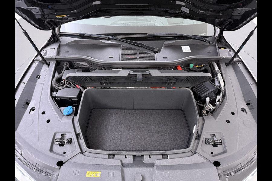 Audi e-tron 55 Quattro 95 kWh SOH 89% Panoramadak Lmv 22" Head-Up Adap.Cruise Bang&Olufsen® 4-Zone Ecc Navi 360°Camera Apple Carplay Android Stoel+Achterbankverwarming Privacy Glas DAB Elek.Achterklep Matrix-Led Keyless Zeer complete Audi!