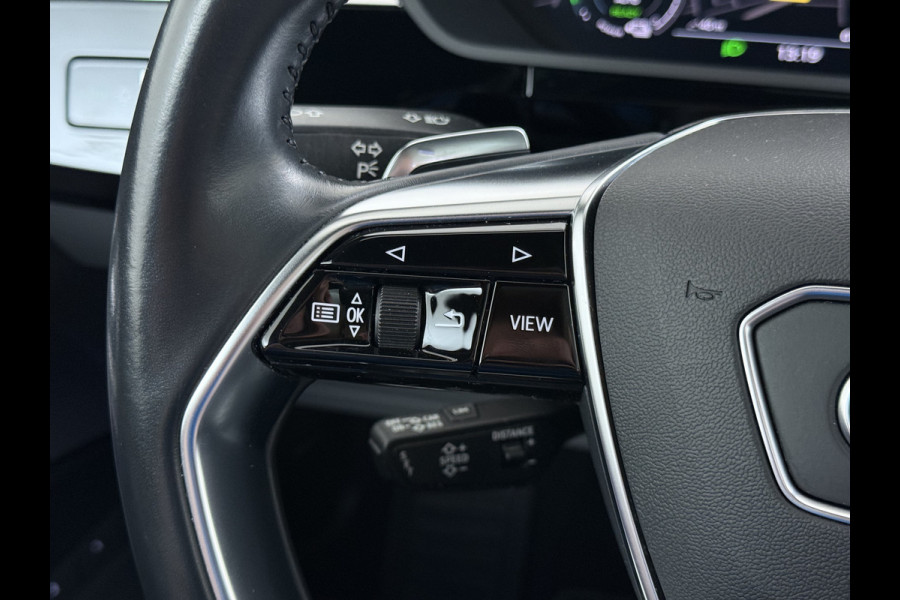 Audi e-tron 55 Quattro 95 kWh SOH 89% Panoramadak Lmv 22" Head-Up Adap.Cruise Bang&Olufsen® 4-Zone Ecc Navi 360°Camera Apple Carplay Android Stoel+Achterbankverwarming Privacy Glas DAB Elek.Achterklep Matrix-Led Keyless Zeer complete Audi!