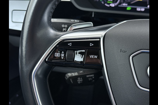 Audi e-tron 55 Quattro 95 kWh SOH 89% Panoramadak Lmv 22" Head-Up Adap.Cruise Bang&Olufsen® 4-Zone Ecc Navi 360°Camera Apple Carplay Android Stoel+Achterbankverwarming Privacy Glas DAB Elek.Achterklep Matrix-Led Keyless Zeer complete Audi!