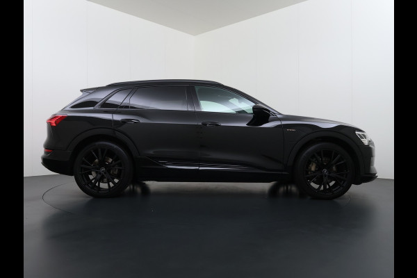 Audi e-tron 55 Quattro 95 kWh SOH 89% Panoramadak Lmv 22" Head-Up Adap.Cruise Bang&Olufsen® 4-Zone Ecc Navi 360°Camera Apple Carplay Android Stoel+Achterbankverwarming Privacy Glas DAB Elek.Achterklep Matrix-Led Keyless Zeer complete Audi!