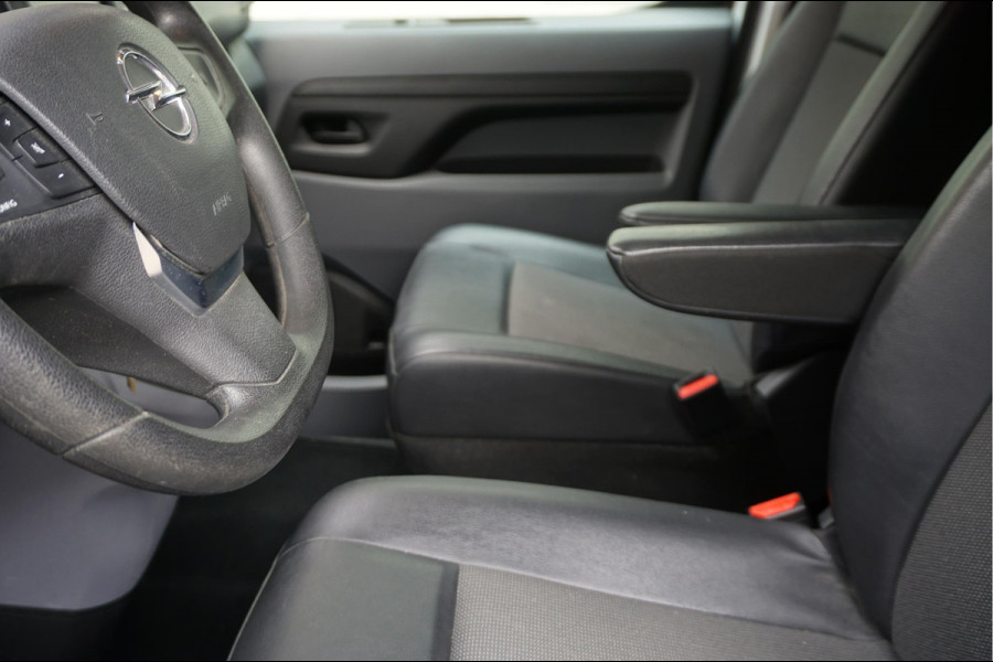 Opel Vivaro-e L3H1 Innovation 75 kWh | Dodehoek | HUD | Apple | Camera | PDC v+a | Navi | Opel dealer onderhouden