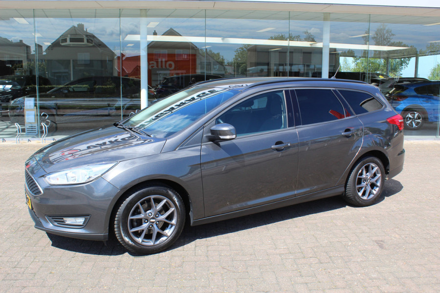 Ford FOCUS Wagon 1.0 Lease Edition , 125pk Airco , Cruise, Trekhaak ,Stoel,Stuur en Voorruitverwarming LM velgen , Bluetooth , Navigatie