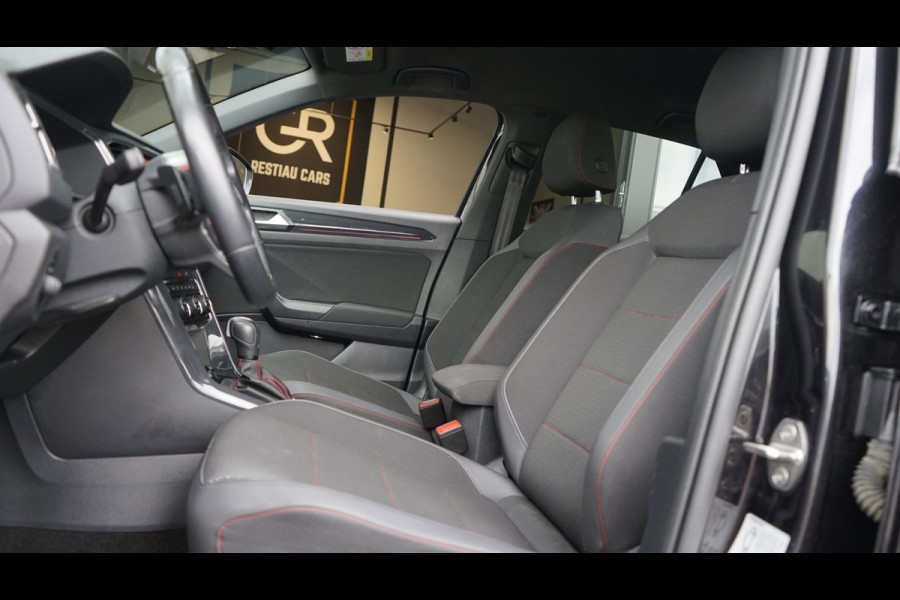 Volkswagen T-Roc 1.5 TSI Sport AUTOMAAT-ACC-CAMERA-FULL LED-KEYLESS-NAVIGATIE-MODE-TREKHAAK-STOELVERWARMING-VIRTUEEL