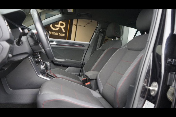 Volkswagen T-Roc 1.5 TSI Sport AUTOMAAT-ACC-CAMERA-FULL LED-KEYLESS-NAVIGATIE-MODE-TREKHAAK-STOELVERWARMING-VIRTUEEL