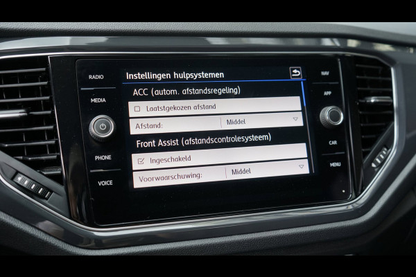 Volkswagen T-Roc 1.5 TSI Sport AUTOMAAT-ACC-CAMERA-FULL LED-KEYLESS-NAVIGATIE-MODE-TREKHAAK-STOELVERWARMING-VIRTUEEL
