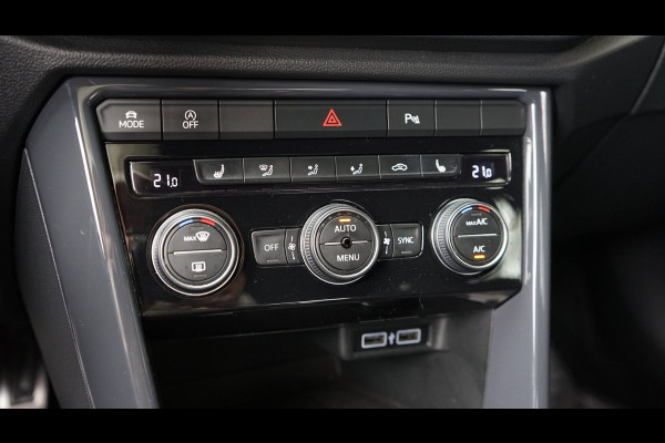 Volkswagen T-Roc 1.5 TSI Sport AUTOMAAT-ACC-CAMERA-FULL LED-KEYLESS-NAVIGATIE-MODE-TREKHAAK-STOELVERWARMING-VIRTUEEL