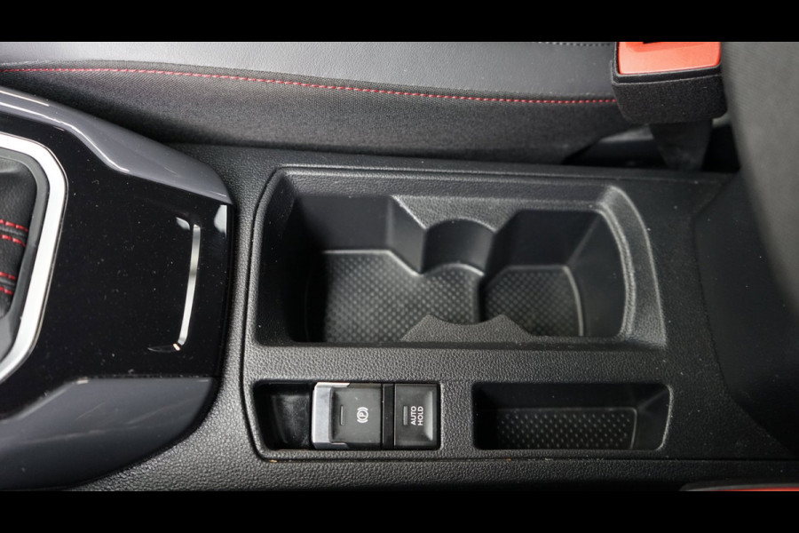 Volkswagen T-Roc 1.5 TSI Sport AUTOMAAT-ACC-CAMERA-FULL LED-KEYLESS-NAVIGATIE-MODE-TREKHAAK-STOELVERWARMING-VIRTUEEL
