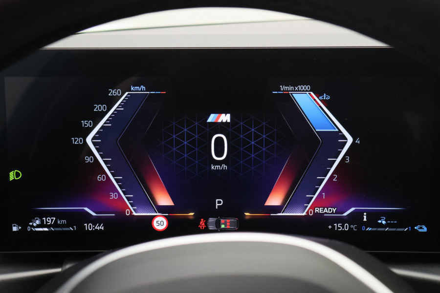 BMW 3 Serie Touring 320e M Sport Leder/Alcantara, Virtual Cockpit, LED, Elek. trekhaak, Apple Carplay, 18"