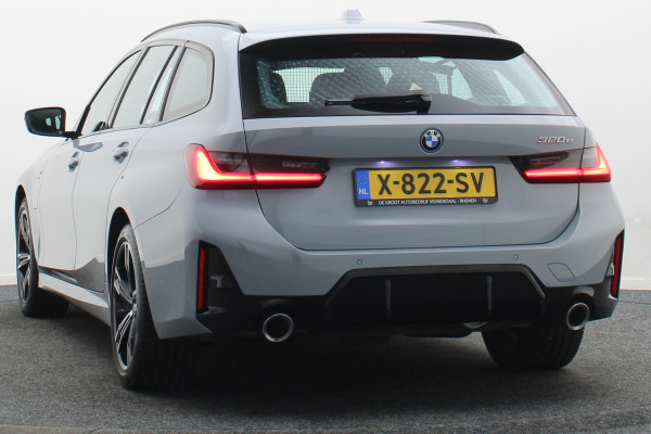 BMW 3 Serie Touring 320e M Sport Leder/Alcantara, Virtual Cockpit, LED, Elek. trekhaak, Apple Carplay, 18"
