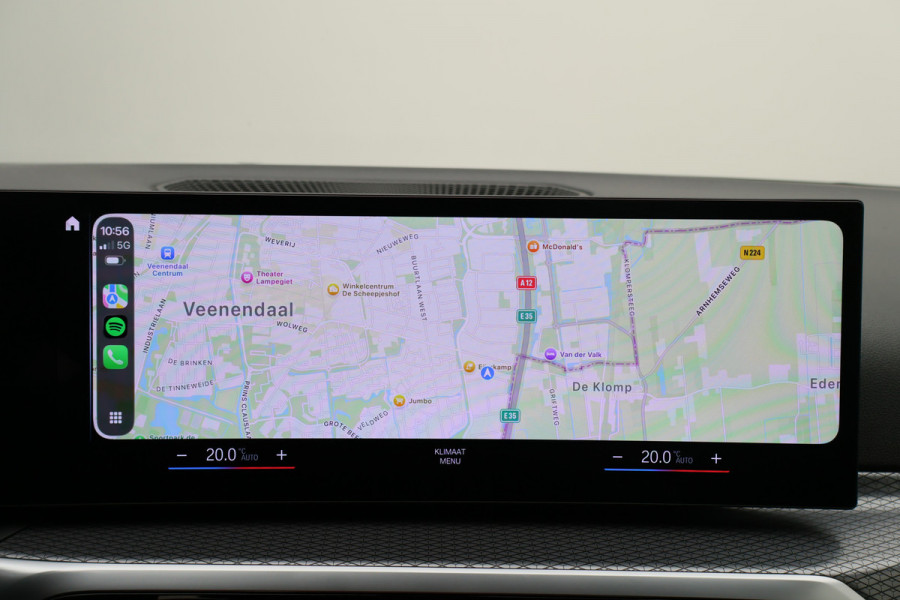 BMW 3 Serie Touring 320e M Sport Leder/Alcantara, Virtual Cockpit, LED, Elek. trekhaak, Apple Carplay, 18"