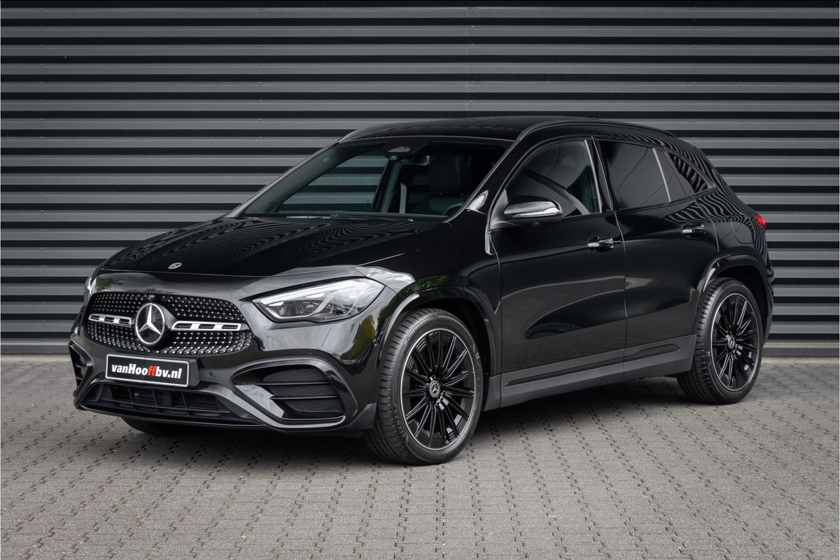 Mercedes-Benz GLA 200 d AMG Line 20 inch - Pano - Camera
