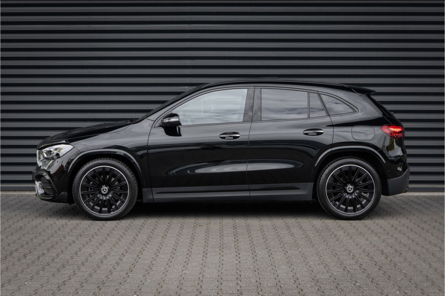 Mercedes-Benz GLA 200 d AMG Line 20 inch - Pano - Camera