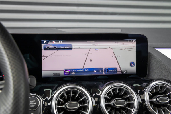 Mercedes-Benz GLA 200 d AMG Line 20 inch - Pano - Camera