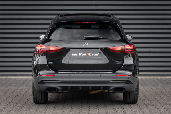 Mercedes-Benz GLA 200 d AMG Line 20 inch - Pano - Camera