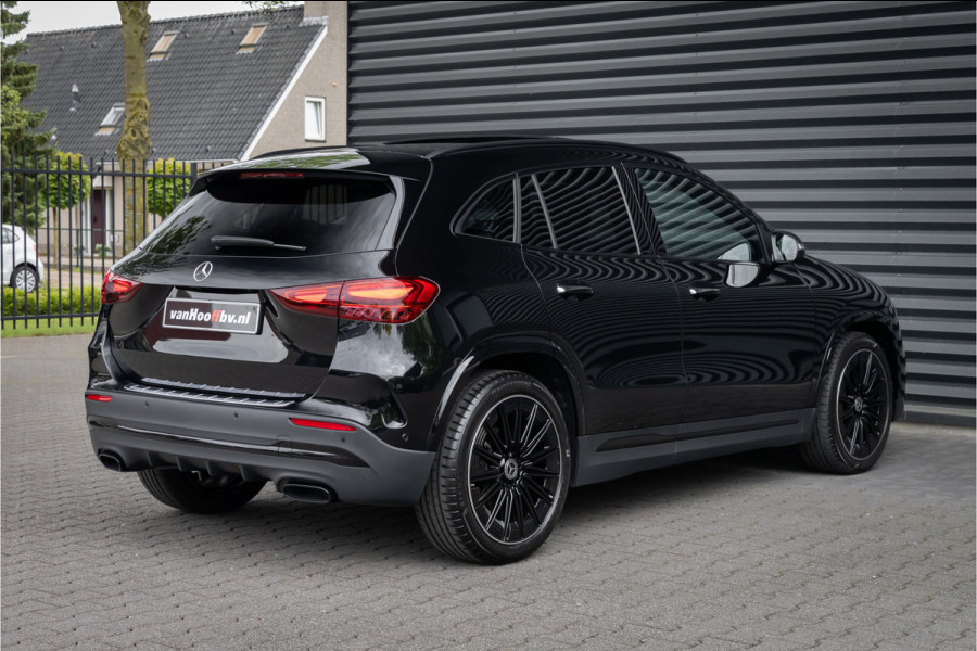 Mercedes-Benz GLA 200 d AMG Line 20 inch - Pano - Camera