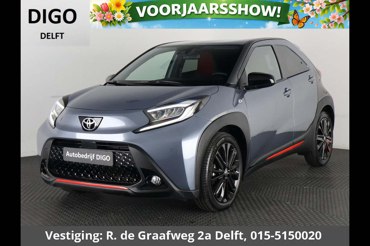 Toyota Aygo X 1.0 VVT-i S-CVT Undercover Jun Takahashi | JBL-Audio | Stoelverwarming | Parkeersensoren voor & achter |