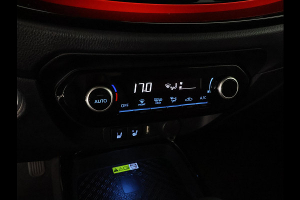 Toyota Aygo X 1.0 VVT-i S-CVT Undercover Jun Takahashi | JBL-Audio | Stoelverwarming | Parkeersensoren voor & achter |