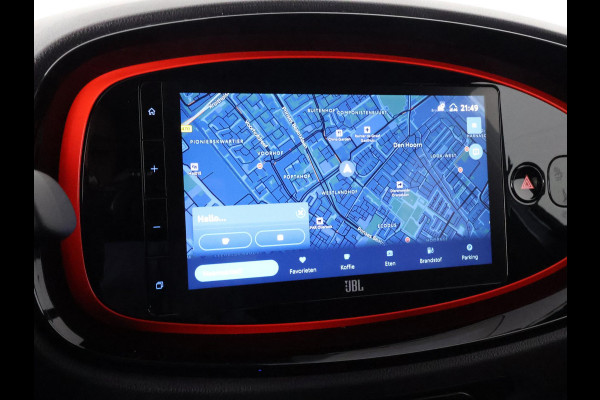 Toyota Aygo X 1.0 VVT-i S-CVT Undercover Jun Takahashi | JBL-Audio | Stoelverwarming | Parkeersensoren voor & achter |