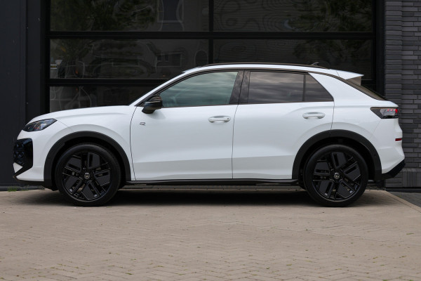 Volkswagen T-Roc 1.5 eTsi R-Line First Edition | NIEUW MODEL | BTW | CAMERA | ACC | STUURVERWARMING |